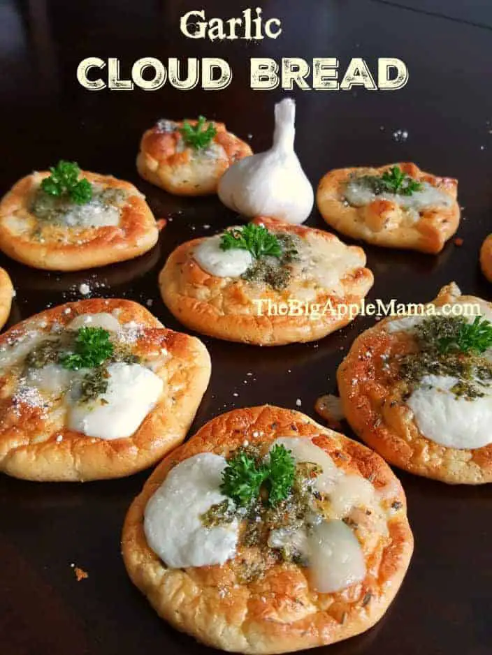 Bread with Garlic And Cheese!