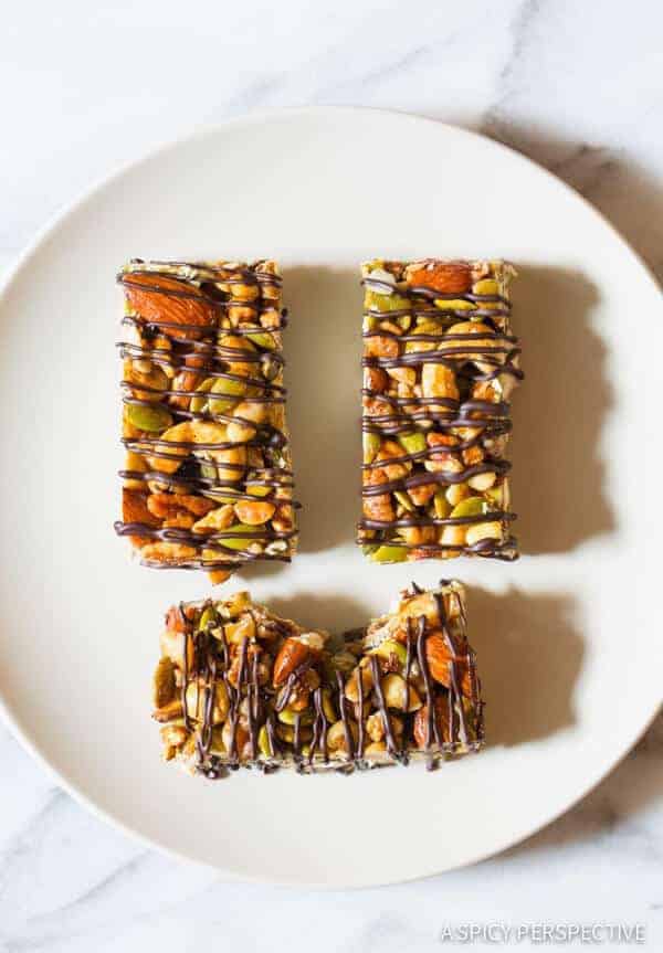 Paleo Nut Bar Recipe With Chocolate Drizzle