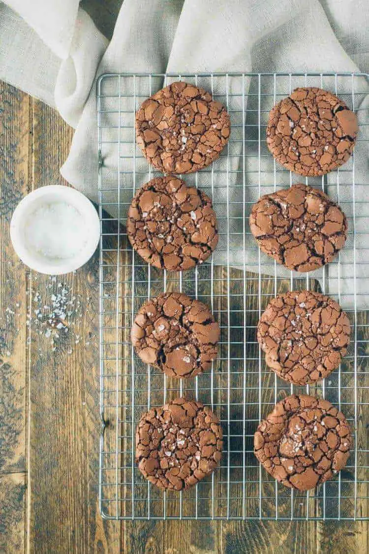 Chewy Brownie Crinkle Cookies