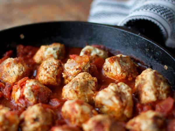 Paleo Turkey Meatballs Recipe With Bacon & Tomato Sauce