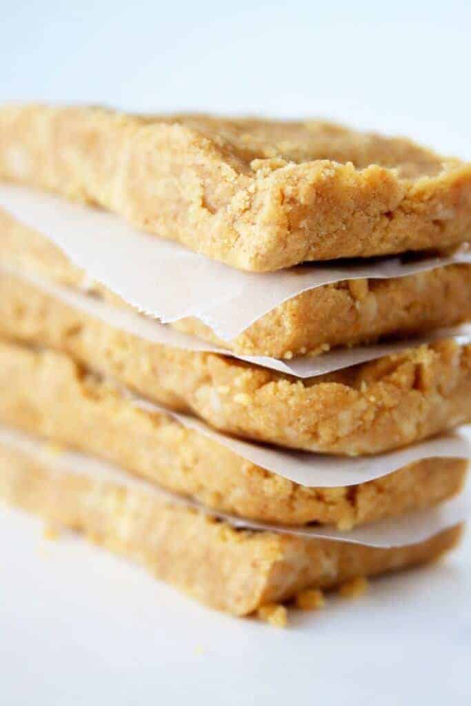 Homemade Creamy Peanut Butter Protein Bars